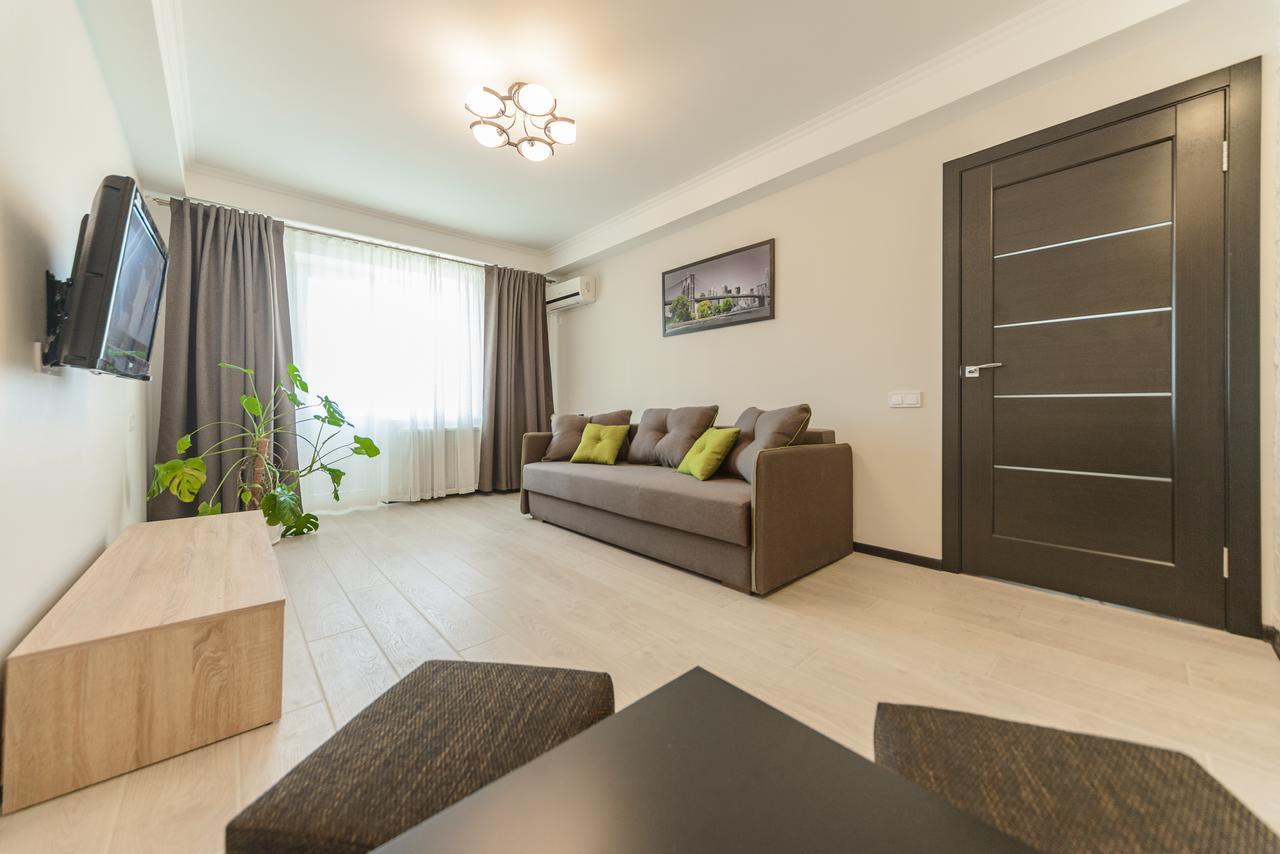 Artal Apartment On Iordanskaya 22 Kiev Exterior foto