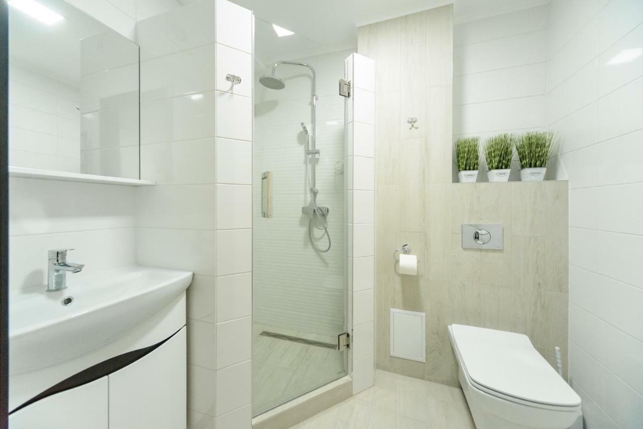 Artal Apartment On Iordanskaya 22 Kiev Exterior foto